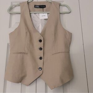Zara Beige Vest with Black Buttons